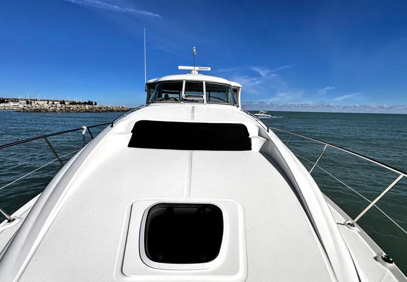 Slide: The Image of Sea Ray 390 Motor Yacht 2004 - 9