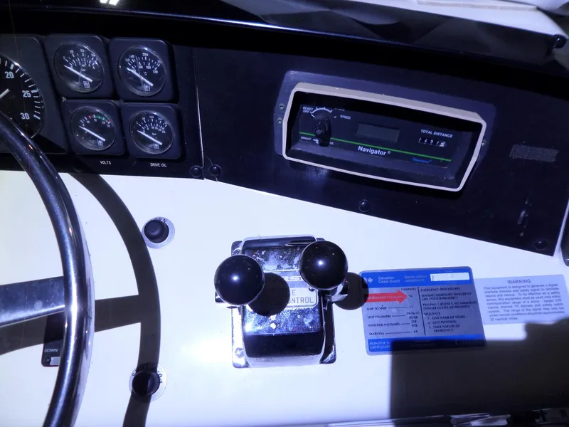 Slide: The Image of Hatteras 38 Convertible 1988 - 52