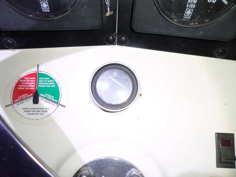 Slide: The Image of Hatteras 38 Convertible 1988 - 61