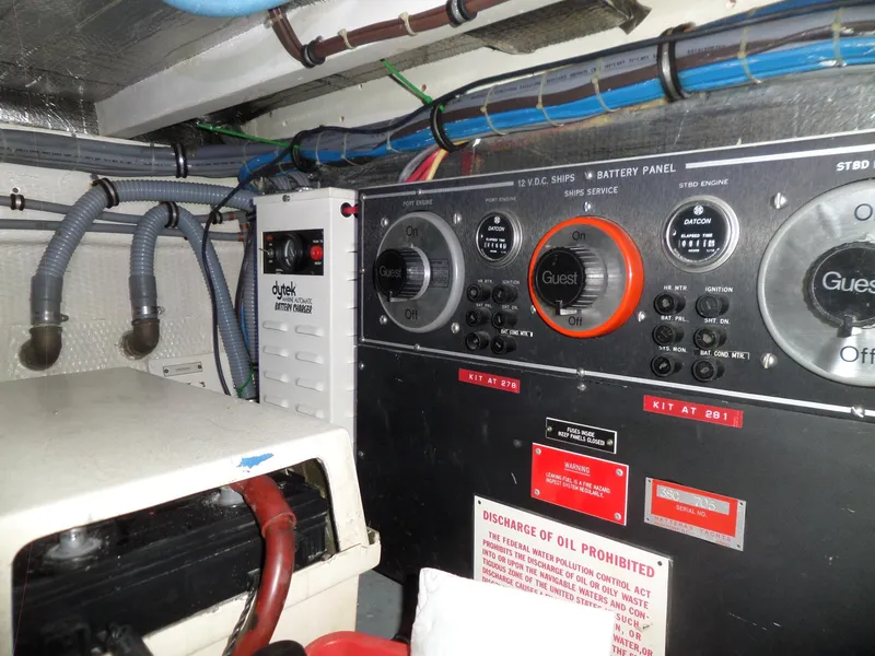 Slide: The Image of Hatteras 38 Convertible 1988 - 83