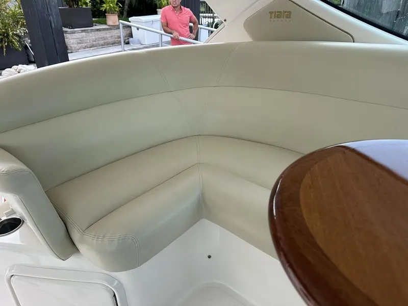 Slide: The Image of Tiara 3500 Sovran 2008 - 59