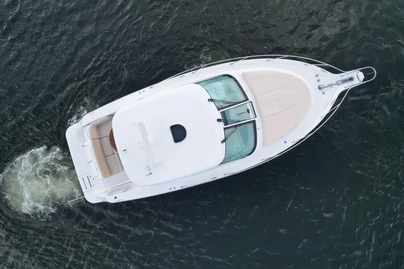 Slide: The Image of Tiara 3500 Sovran 2008 - 76