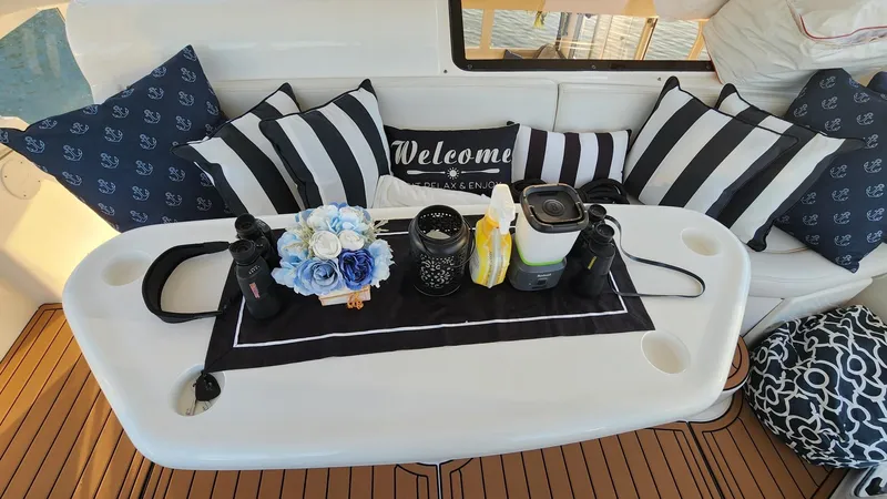 Slide: The Image of Silverton 453 Motor Yacht 2001 - 67