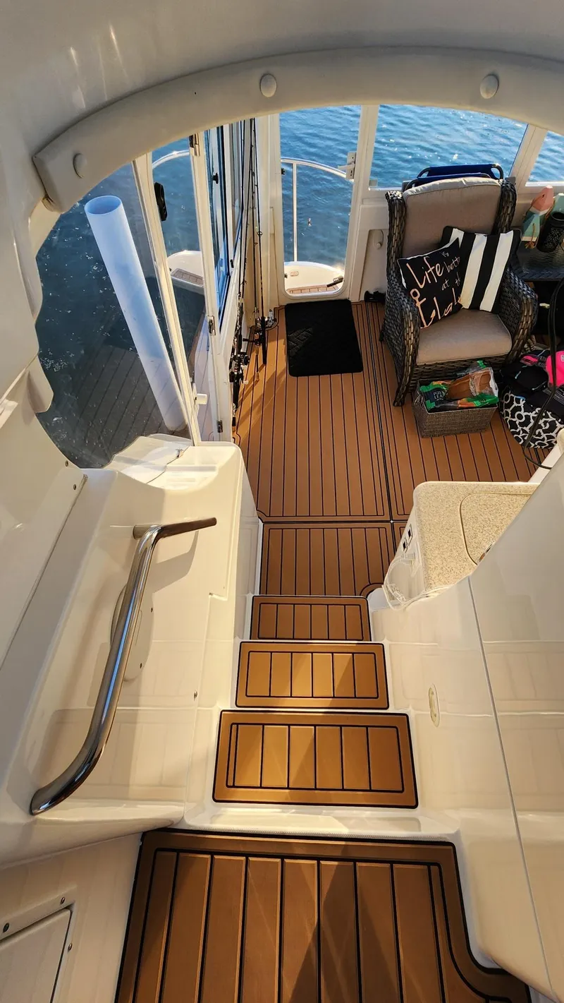 Slide: The Image of Silverton 453 Motor Yacht 2001 - 69