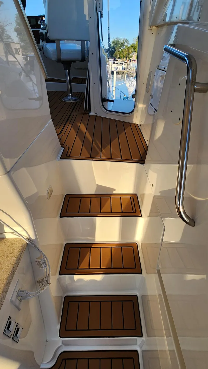 Slide: The Image of Silverton 453 Motor Yacht 2001 - 72