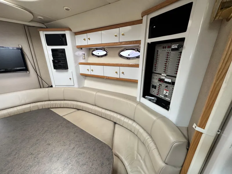 Slide: The Image of Maxum 3900 SCR 1996 - 30