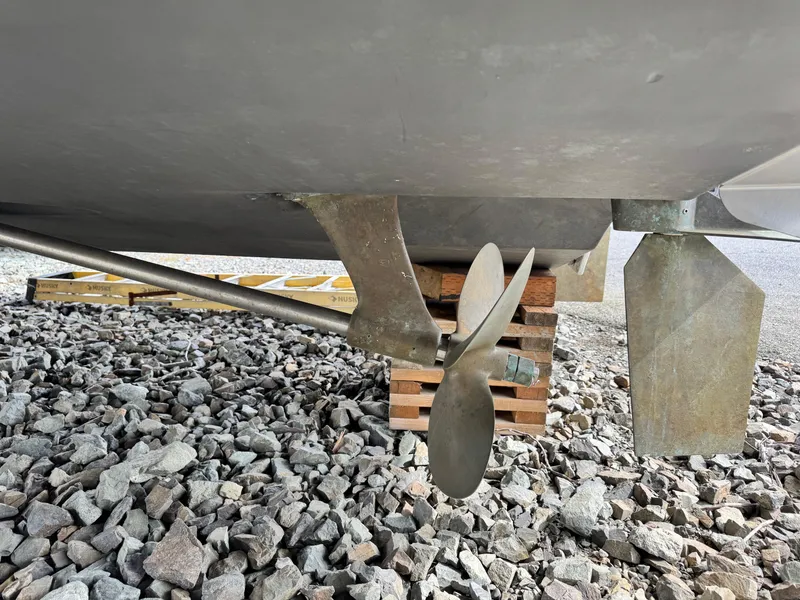 Slide: The Image of Maxum 3900 SCR 1996 - 46