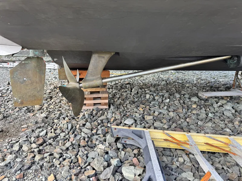 Slide: The Image of Maxum 3900 SCR 1996 - 47