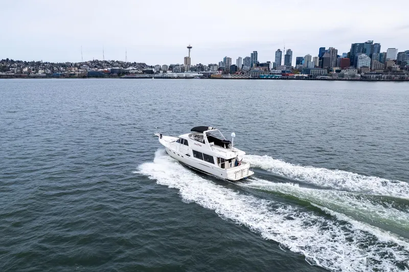 Slide: The Image of Meridian 490 Pilothouse 2003 - 79