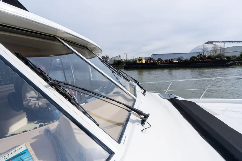 Slide: The Image of Meridian 490 Pilothouse 2003 - 86