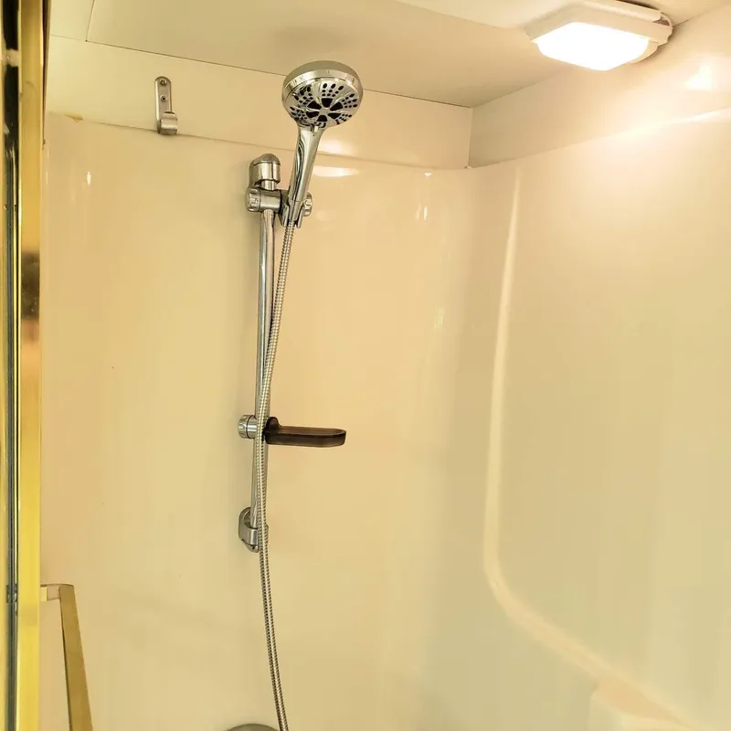 Slide: The Image of Viking 55 Motoryacht Walkaround 1988 - 61