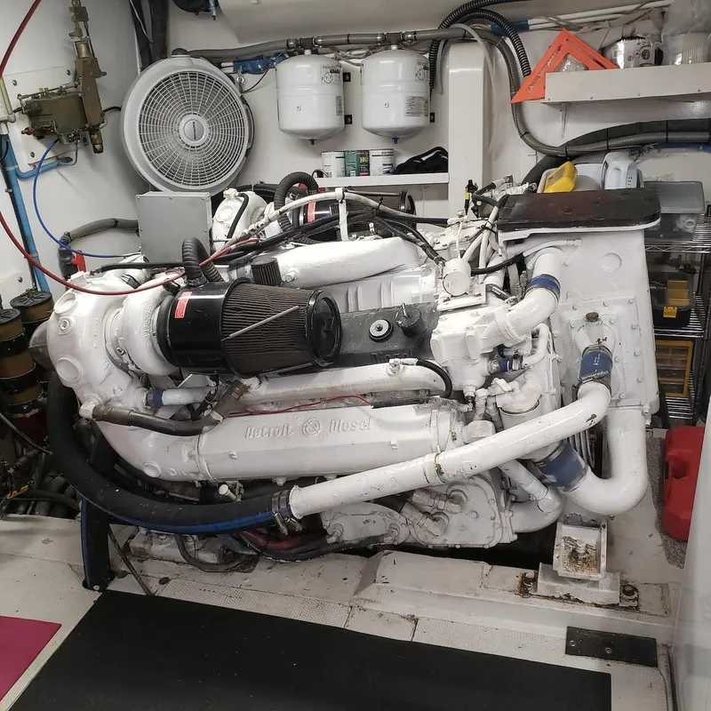 Slide: The Image of Viking 55 Motoryacht Walkaround 1988 - 71