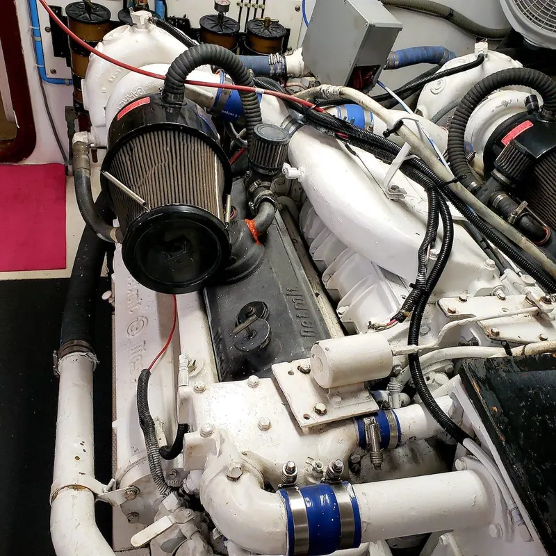 Slide: The Image of Viking 55 Motoryacht Walkaround 1988 - 73