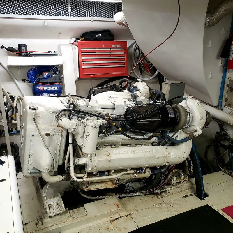 Slide: The Image of Viking 55 Motoryacht Walkaround 1988 - 74