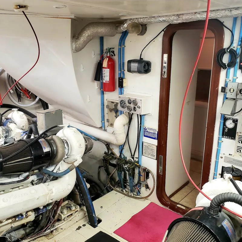 Slide: The Image of Viking 55 Motoryacht Walkaround 1988 - 76