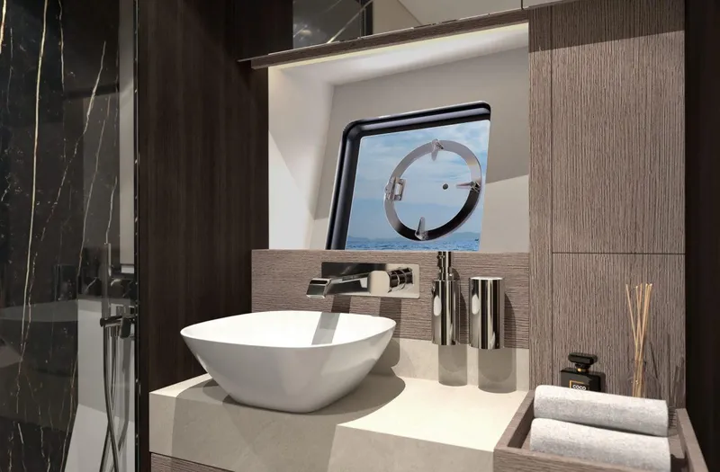 Slide: The Image of Manufacturer Provided Image: Sunseeker Manhattan 68 Heads - 15