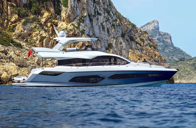 Slide: The Image of Manufacturer Provided Image: Sunseeker Manhattan 68 - 5