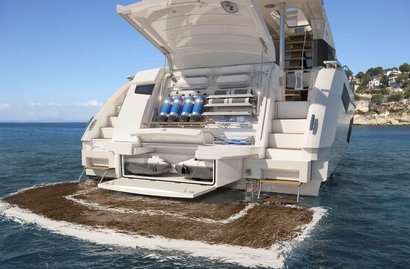 Slide: The Image of Manufacturer Provided Image: Sunseeker Manhattan 68 - 7