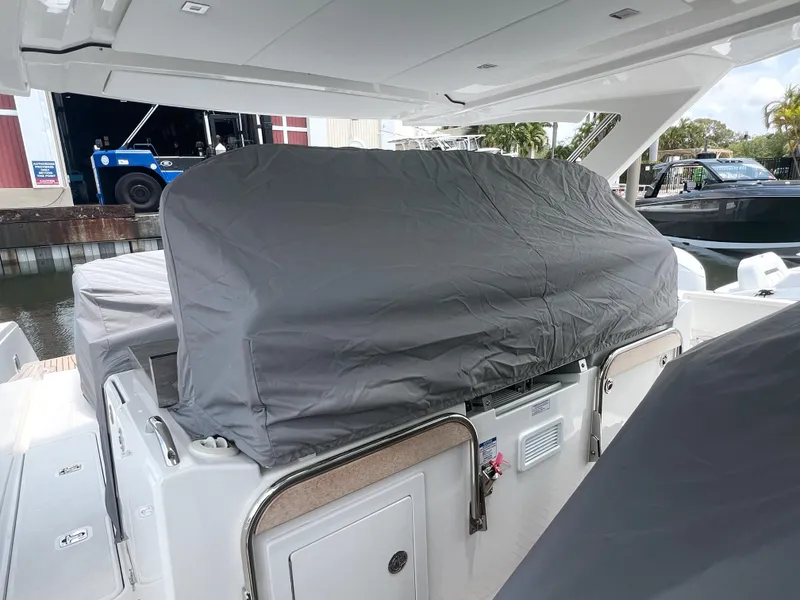 Slide: The Image of Tiara 38 LS 2023 - 55