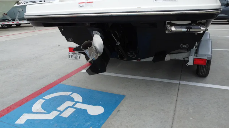 Slide: The Image of Bayliner VR6 2021 - 31