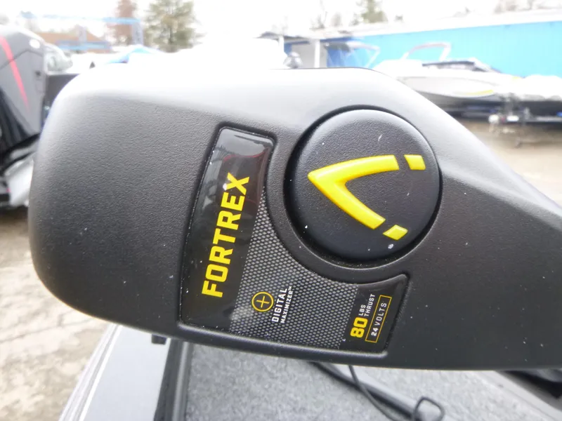 Slide: The Image of Close-up of a 2023 Ranger Z518 Fortrex trolling motor control panel. - 7