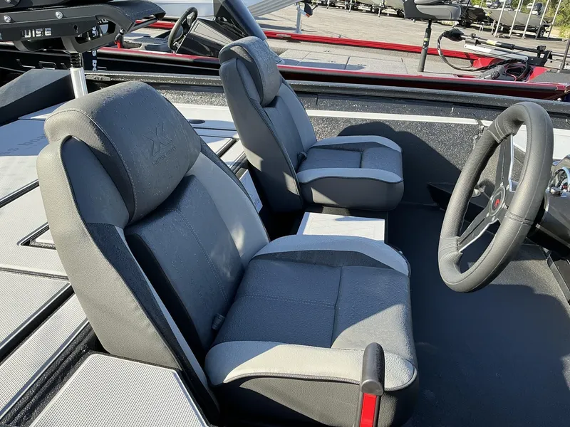 Slide: The Image of Xpress Hyper-Lift Series H18 CRAPPIE MODEL 2025 - 9