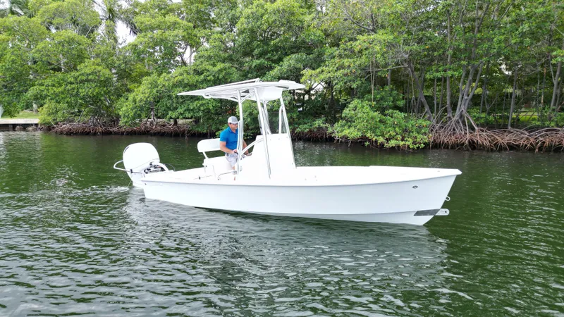 Slide: The Image of Spanish Wells 21 Skiff 2023 - 2