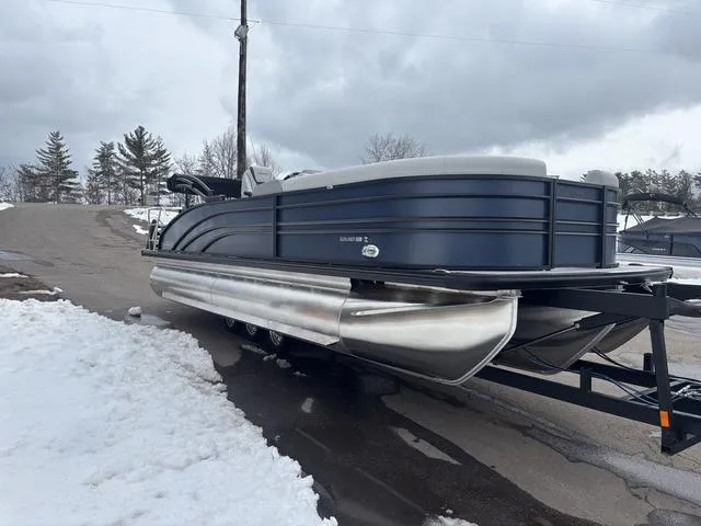 Slide: The Image of Harris SUNLINER 230 SLDH 2025 - 4