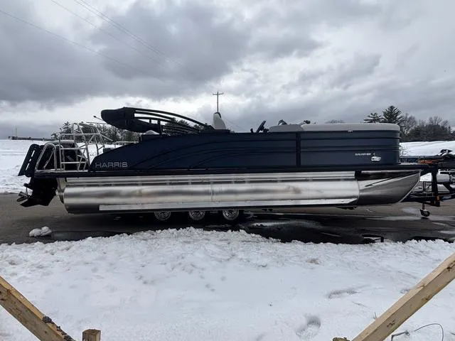 Slide: The Image of Harris SUNLINER 230 SLDH 2025 - 5