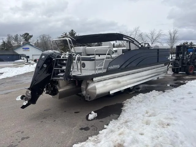 Slide: The Image of Harris SUNLINER 230 SLDH 2025 - 6