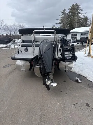 Slide: The Image of Harris SUNLINER 230 SLDH 2025 - 7