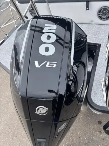 Slide: The Image of Harris SUNLINER 230 SLDH 2025 - 9