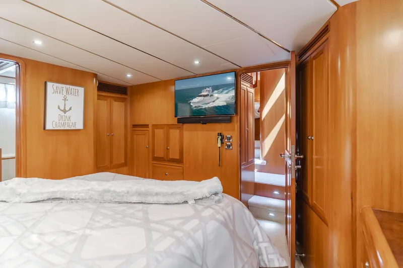 Slide: The Image of Luxurious bedroom interior of 2005 Ocean Alexander 548 Pilothouse yacht. - 41