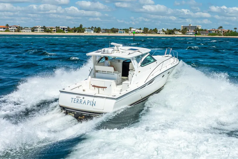 Slide: The Image of Tiara 4200 Open 2005 - 67