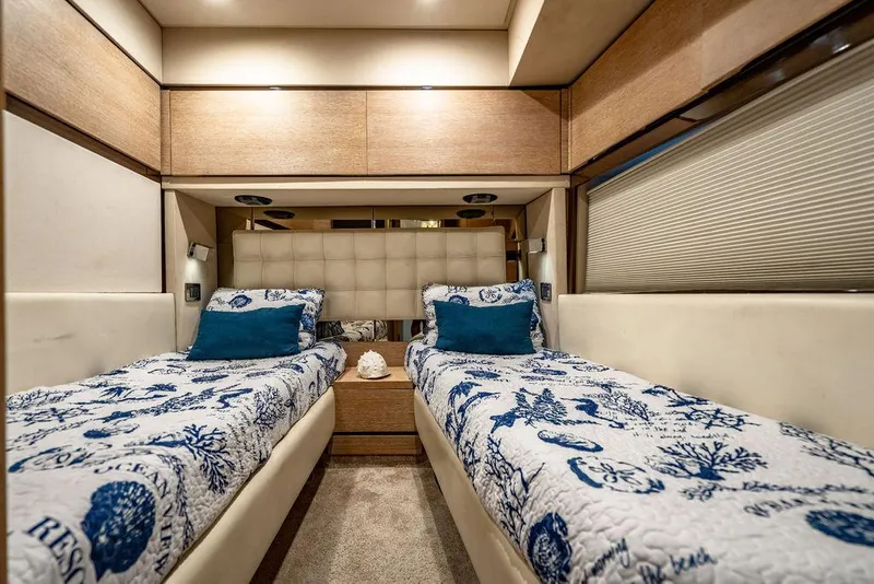 Slide: The Image of Azimut 70 Fly 2011 - 66