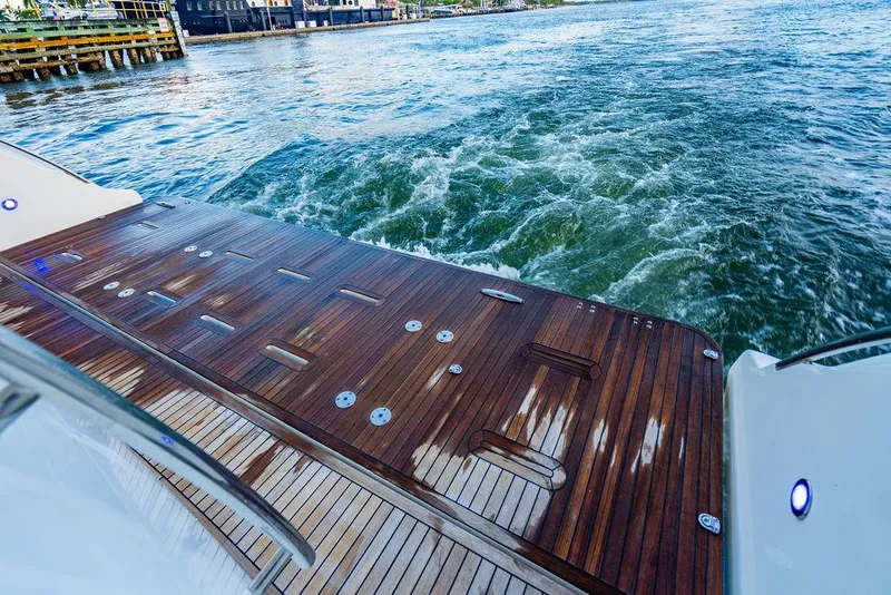 Slide: The Image of Azimut 70 Fly 2011 - 73