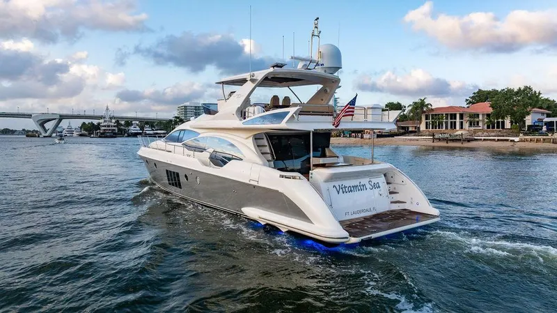Slide: The Image of Azimut 70 Fly 2011 - 89