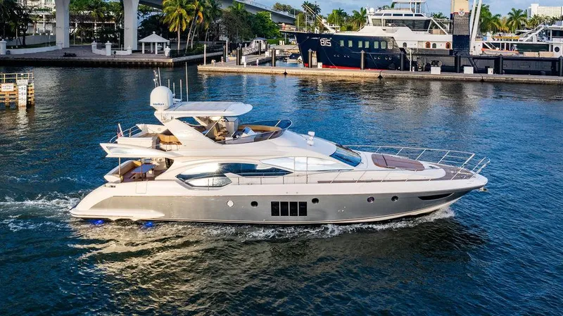 Slide: The Image of Azimut 70 Fly 2011 - 92