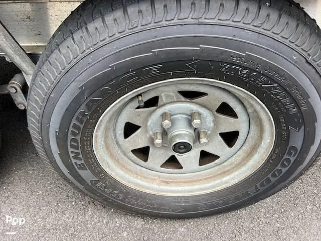 Slide: The Image of 2008 Robalo R225 for sale in Gambrills, MD - 12