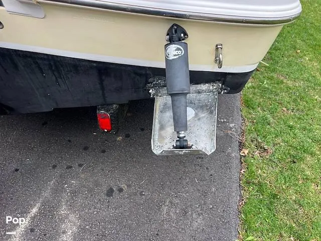 Slide: The Image of 2008 Robalo R225 for sale in Gambrills, MD - 15