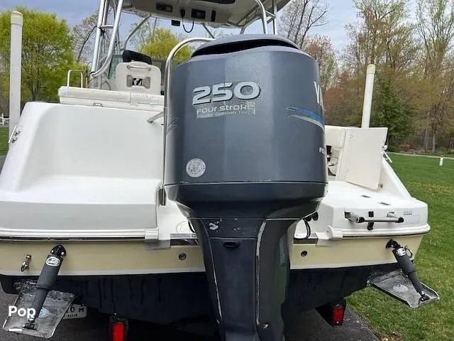 Slide: The Image of 2008 Robalo R225 for sale in Gambrills, MD - 18