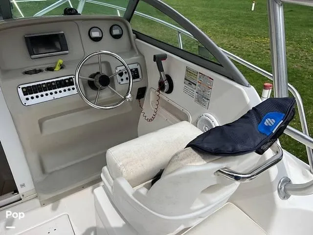 Slide: The Image of 2008 Robalo R225 for sale in Gambrills, MD - 23