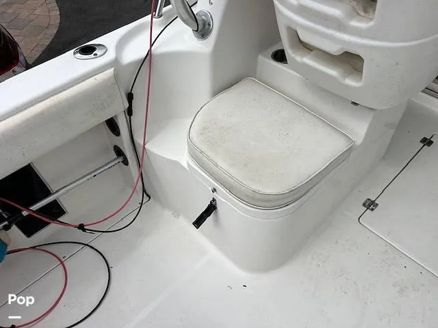 Slide: The Image of 2008 Robalo R225 for sale in Gambrills, MD - 31