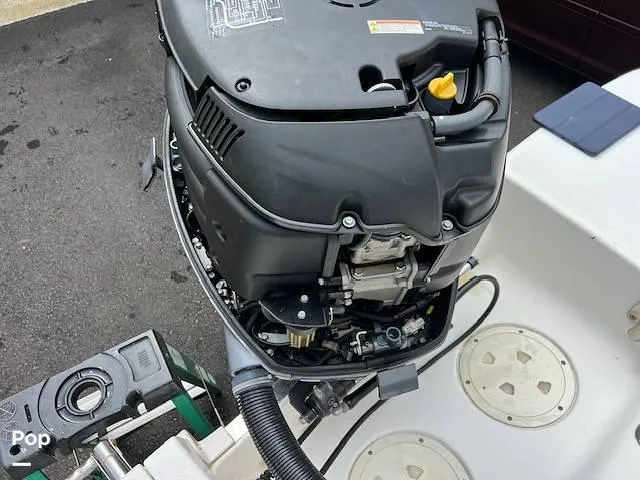 Slide: The Image of 2008 Robalo R225 for sale in Gambrills, MD - 61