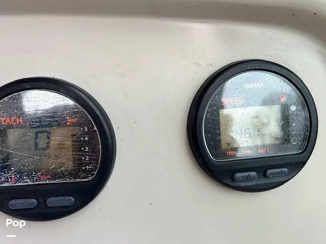 Slide: The Image of 2008 Robalo R225 for sale in Gambrills, MD - 63