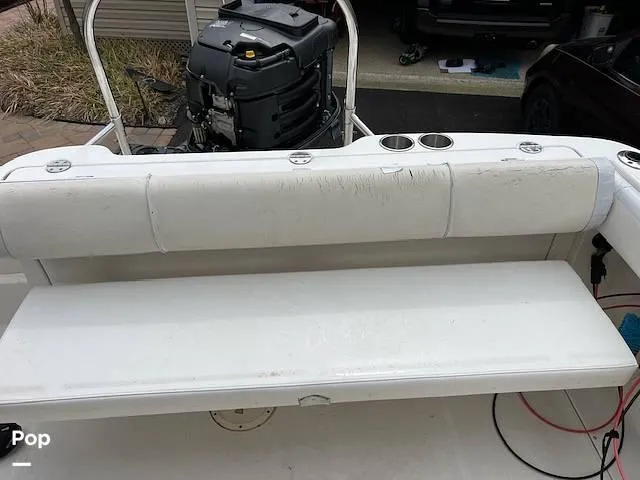 Slide: The Image of 2008 Robalo R225 for sale in Gambrills, MD - 69