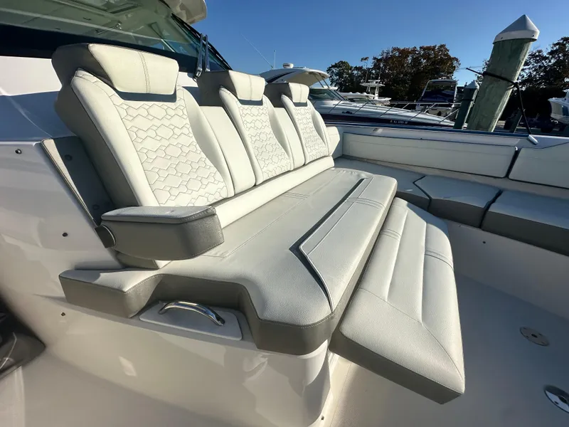 Slide: The Image of Tiara 43 LS 2022 - 57