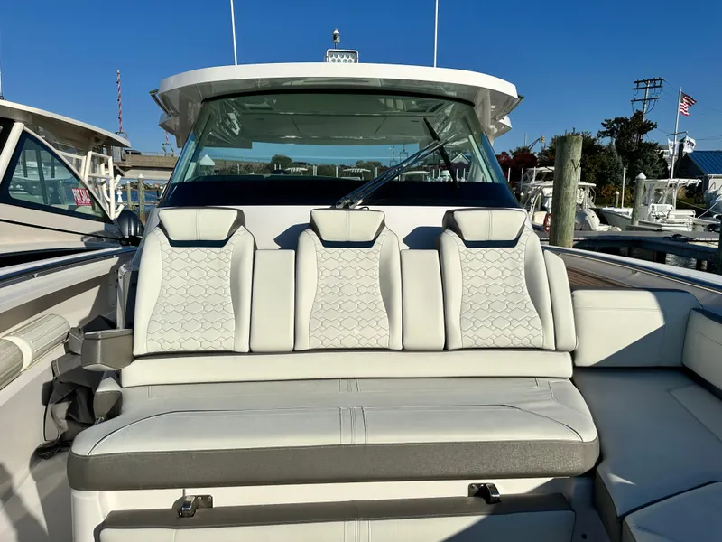 Slide: The Image of Tiara 43 LS 2022 - 59