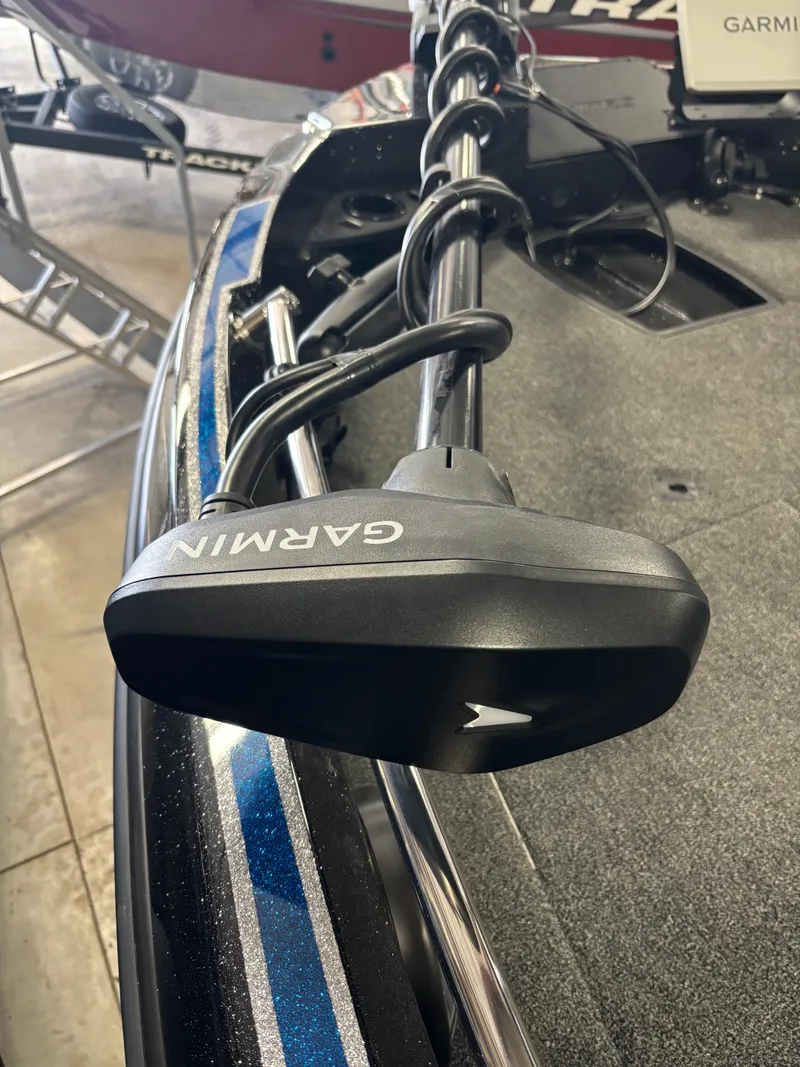 Slide: The Image of Garmin trolling motor on 2025 Nitro ZV21 Pro boat deck. - 10