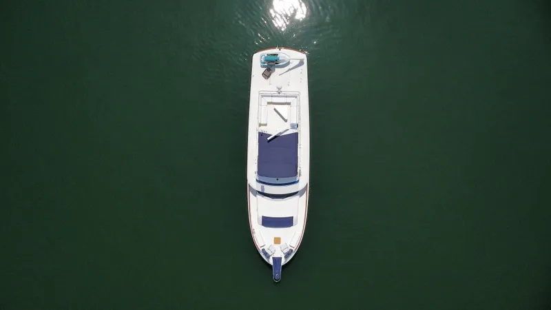 Slide: The Image of Hatteras 63 Motoryacht 1987 - 87